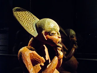 Berlin Biennale - Dahlem: Objekt der ethnologischen Sammlung