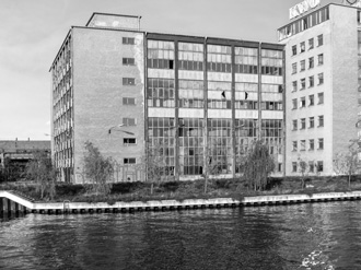 ehemaliges KWO Berlin - heute ein Gebäude der Hochschule für Technik und Wirtschaft Berlin (HTW Berlin) - Campus Wilhelminenhof