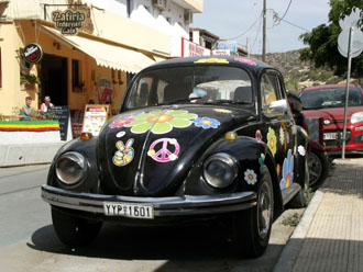 Kreta: Love and Peace - Hippie-Käfer in Matala