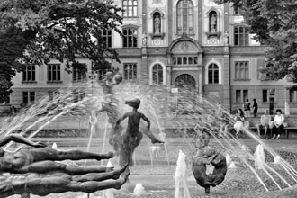 Rostock: Brunnen der Lebensfreude