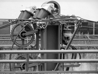 Rostock: Oberleitung der Straßenbahn