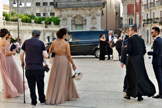 Sizilien: sizilianische Hochzeit | Piazza Duomo in Syrakus